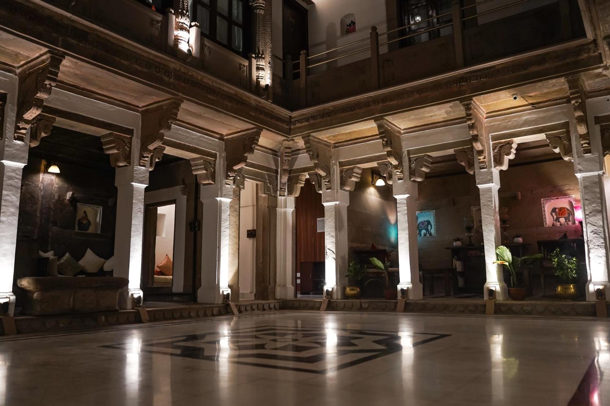 Guleria Kothi At Ganges Hotel Váránaszi Kültér fotó