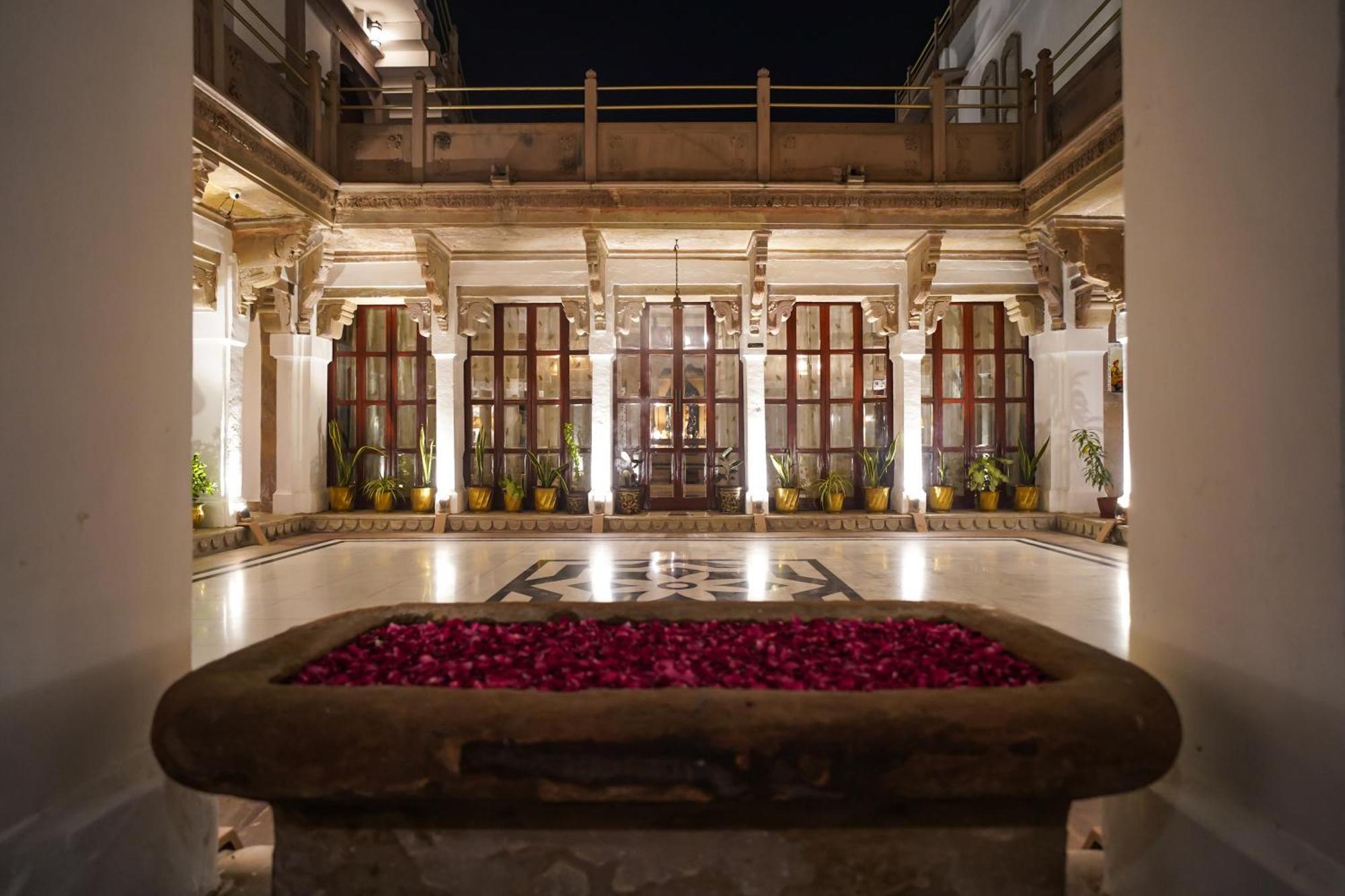 Guleria Kothi At Ganges Hotel Váránaszi Kültér fotó
